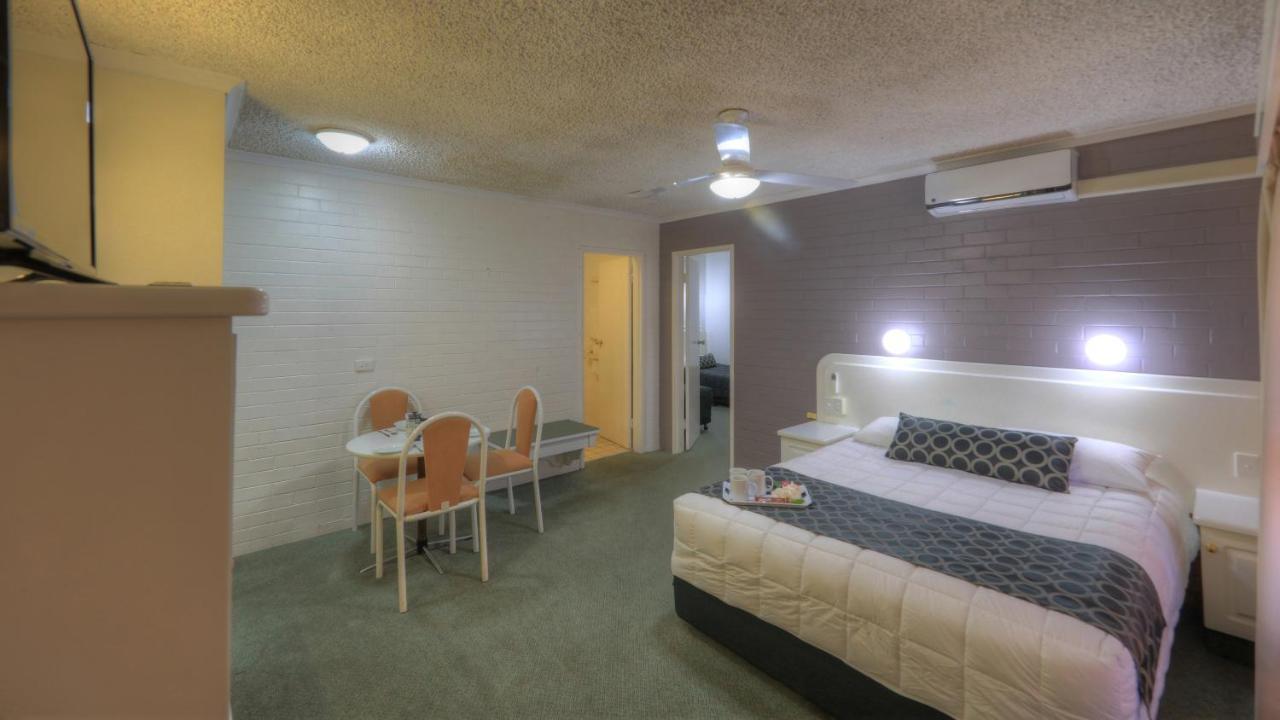 Cousins Motor Inn Inverell Exterior photo
