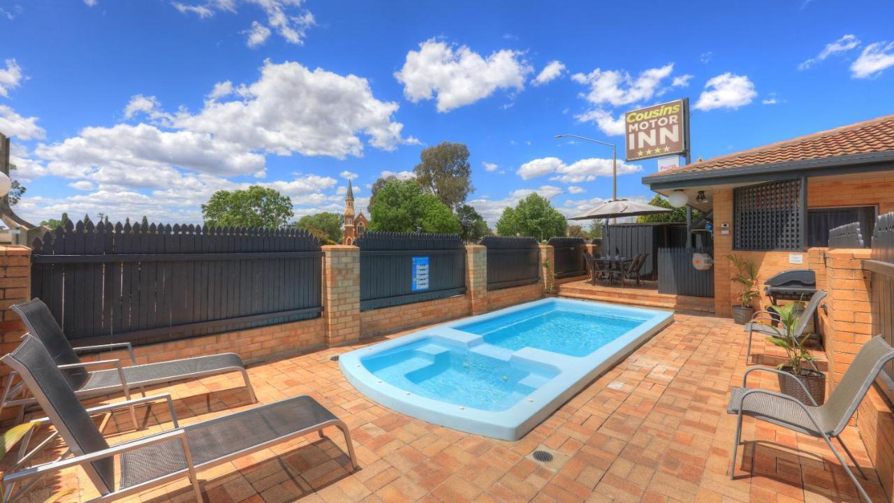 Cousins Motor Inn Inverell Exterior photo