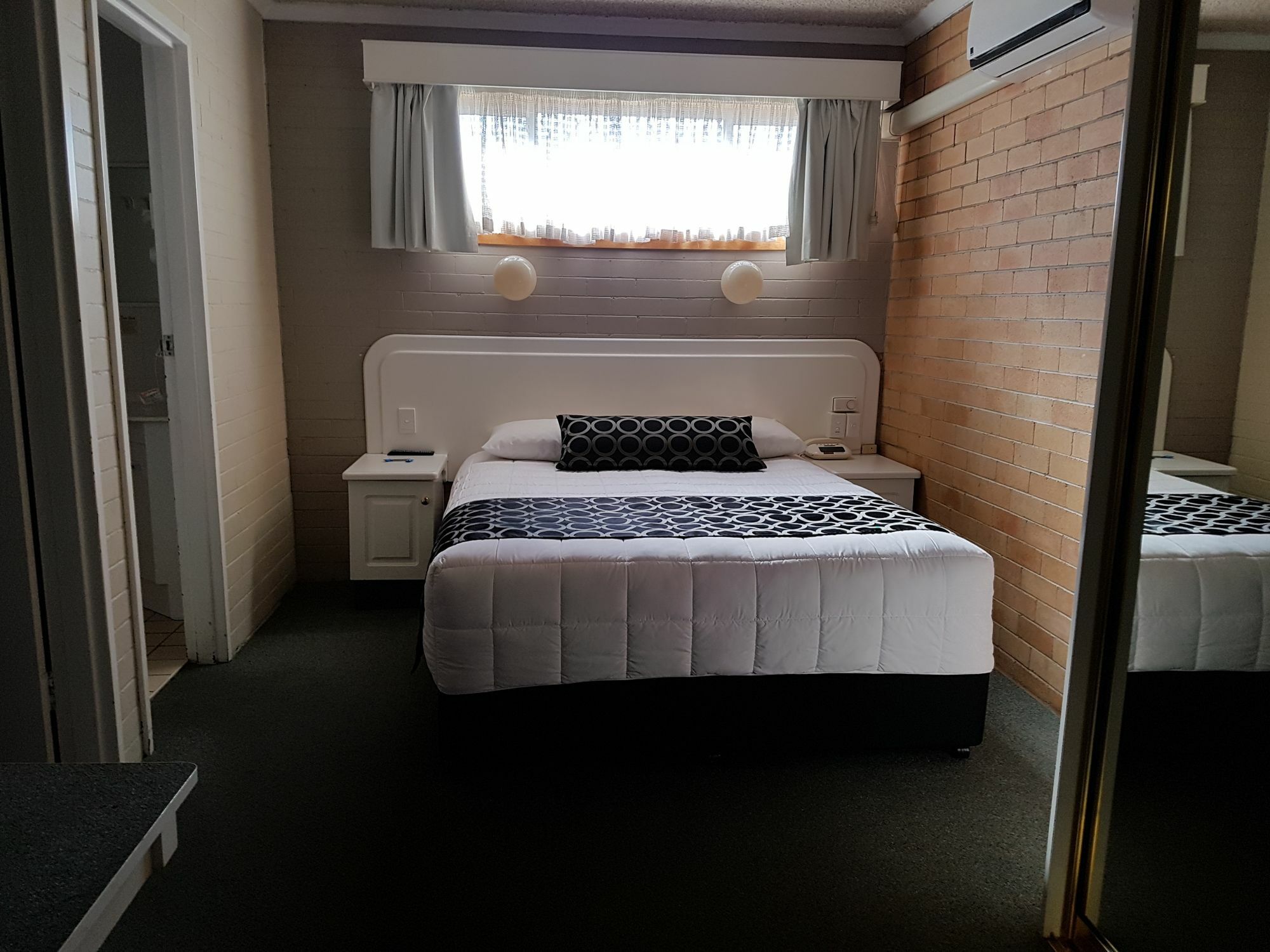 Cousins Motor Inn Inverell Exterior photo